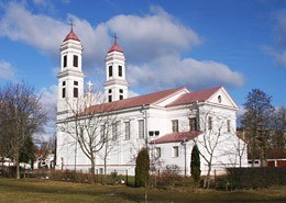 Jonavos-Šv.-Apaštalo-Jokūbo-bažnyčia.jpg